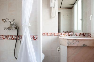 hotel bordeaux centre 4 soeurs 16
